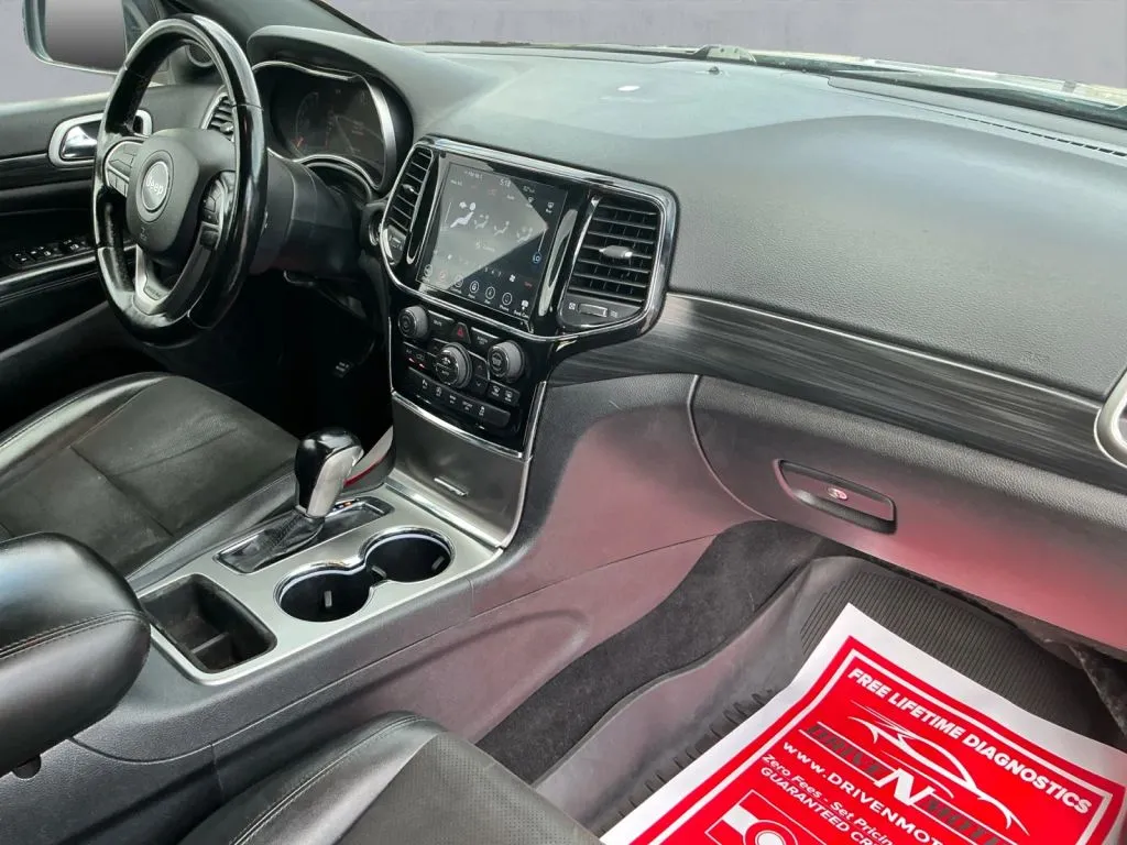 Jeep Grand Cherokee photo 21