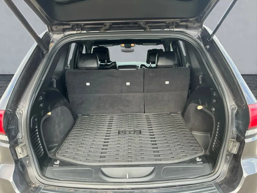 Jeep Grand Cherokee photo 20