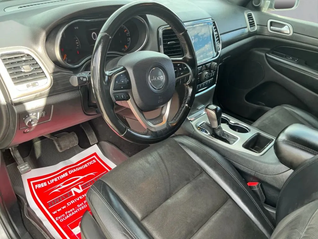 Jeep Grand Cherokee photo 13