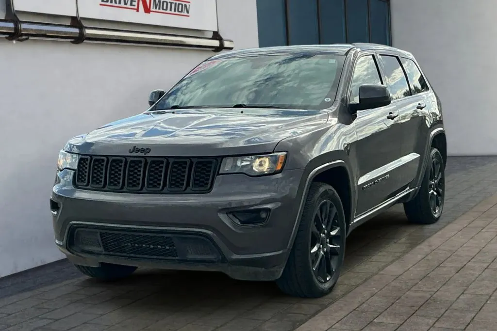 Jeep Grand Cherokee photo 7