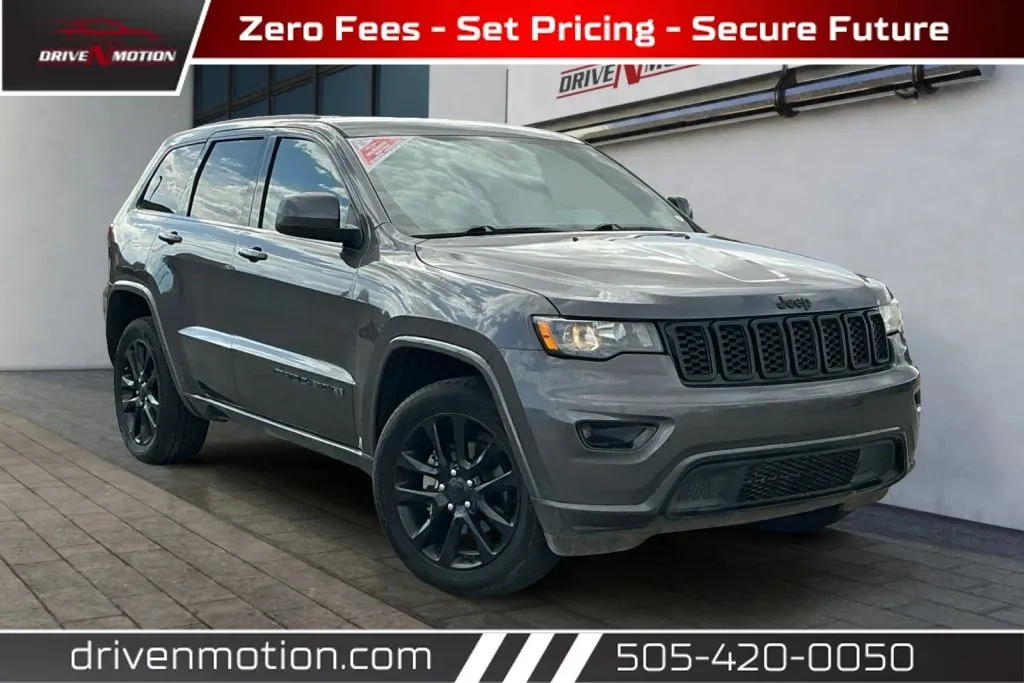 Gray 2020 Jeep Grand Cherokee Altitude Sport Utility 4D for sale in Rio Rancho, NM