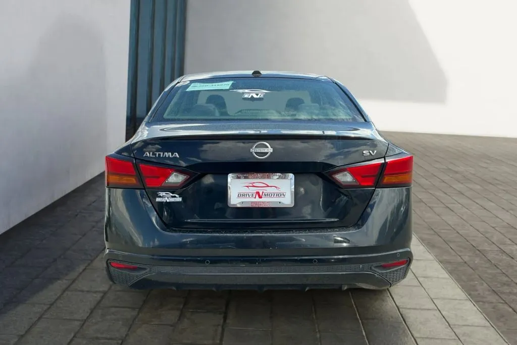 More photos of 2023 Nissan Altima 2.5 SV Sedan 4D at Drive N-Motion Rio Rancho, NM