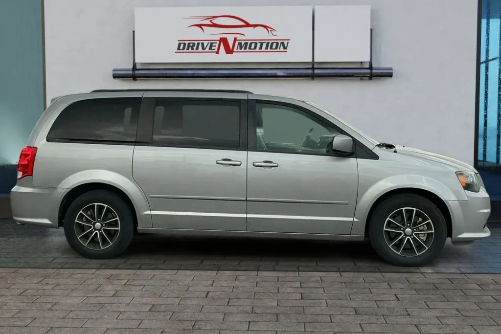 Photos of 2017 Dodge Grand Caravan Passenger GT Minivan 4D for sale in Rio Rancho, NM at Drive N-Motion Rio Rancho