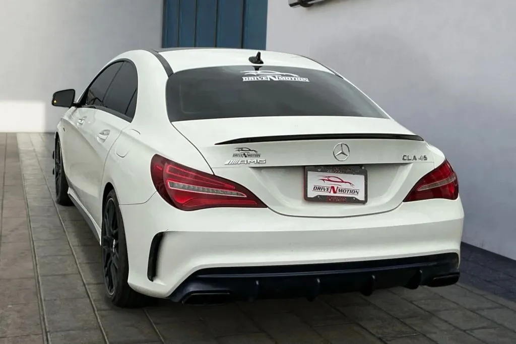 Mercedes-Benz CLA photo 6