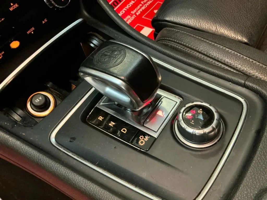 Mercedes-Benz CLA photo 30