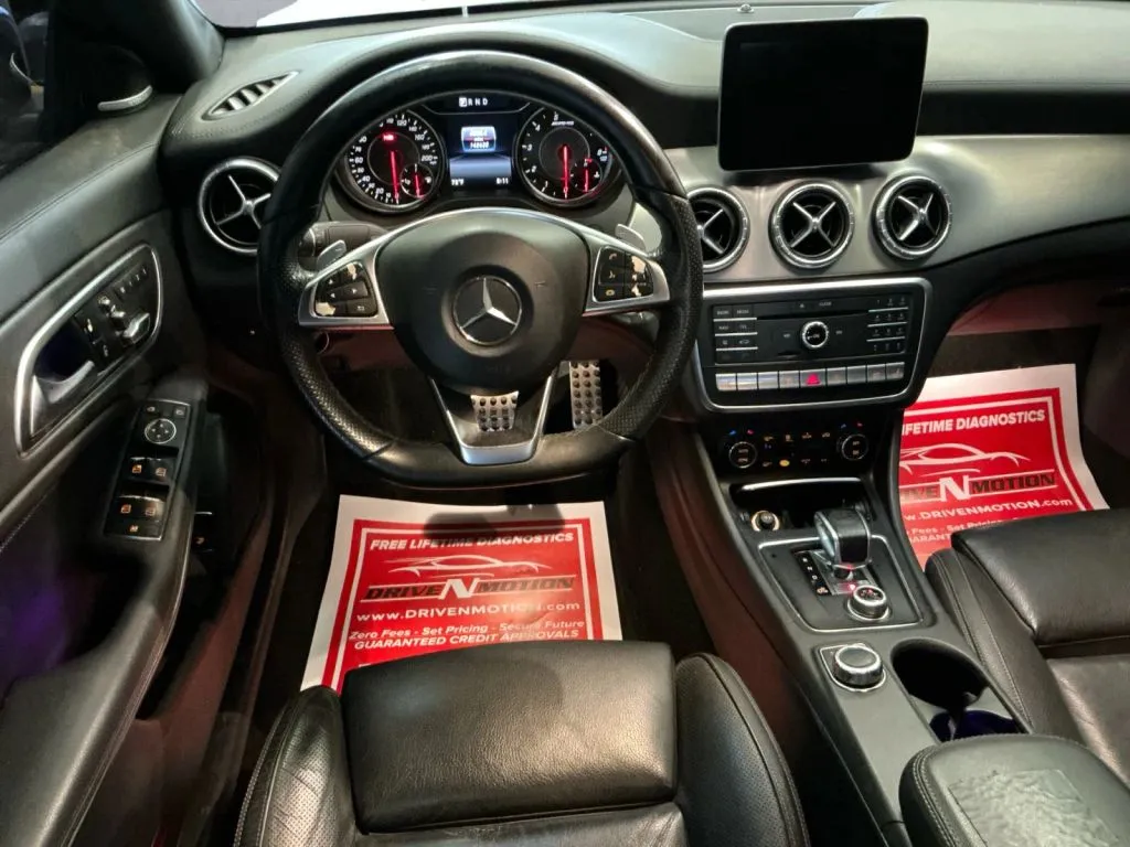 Mercedes-Benz CLA photo 14