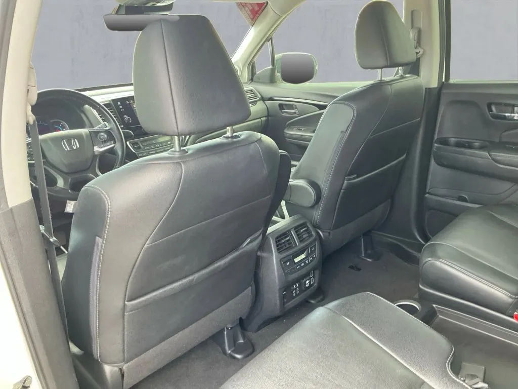 Honda Pilot photo 15