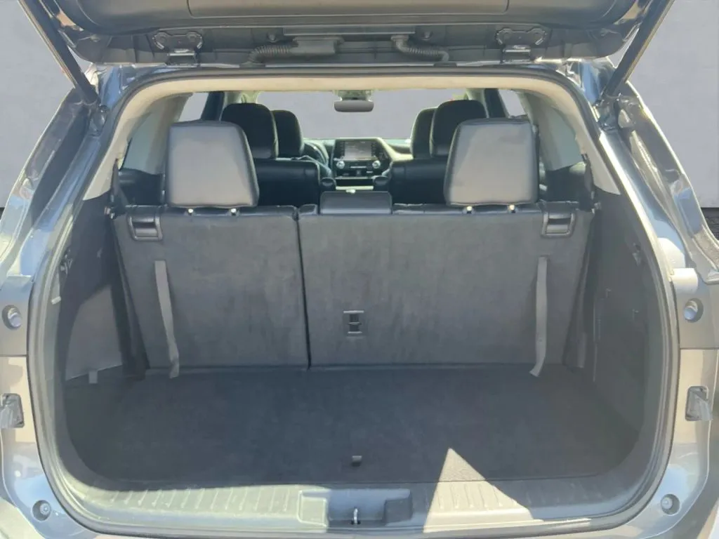 Toyota Highlander photo 19