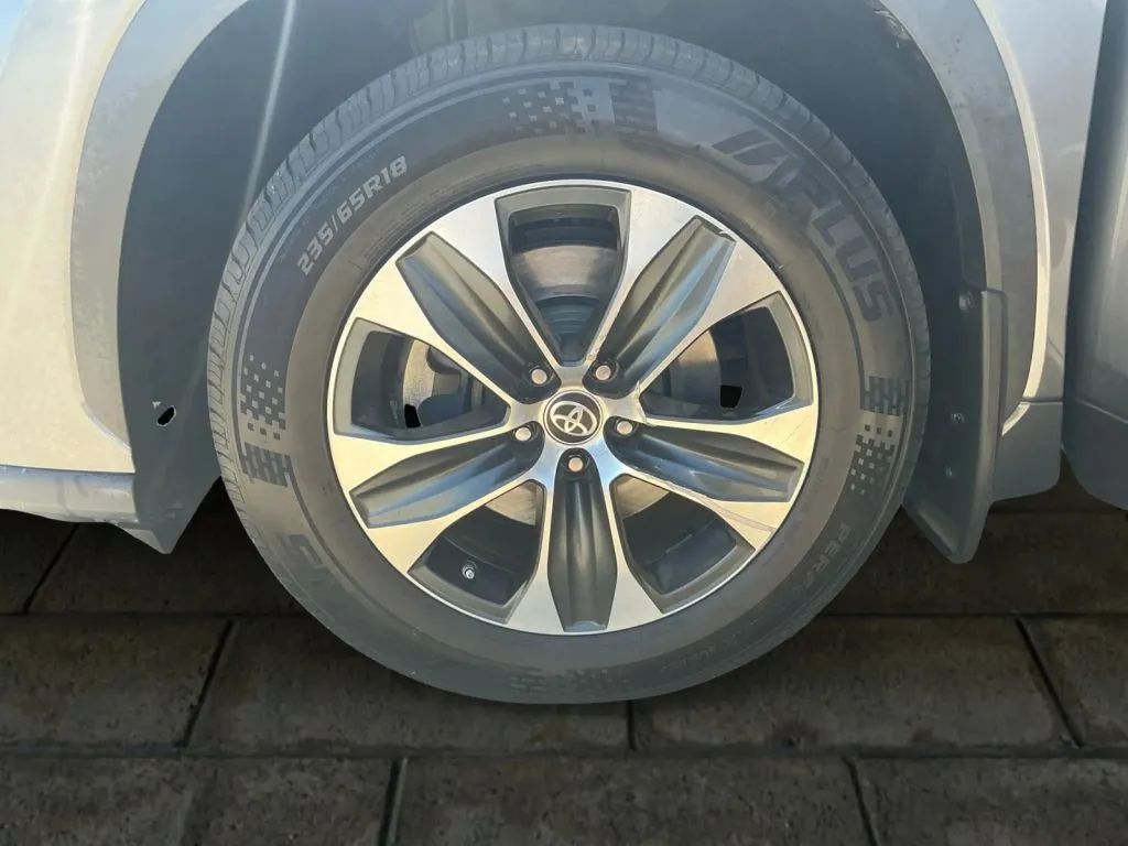Toyota Highlander photo 23