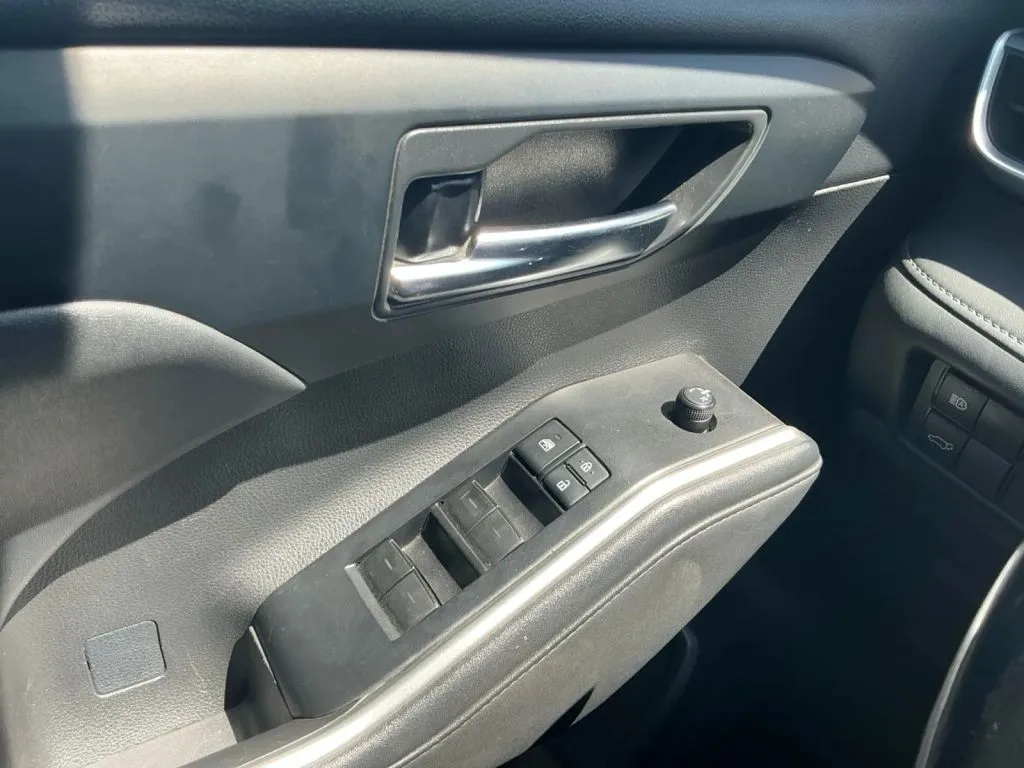 Toyota Highlander photo 10