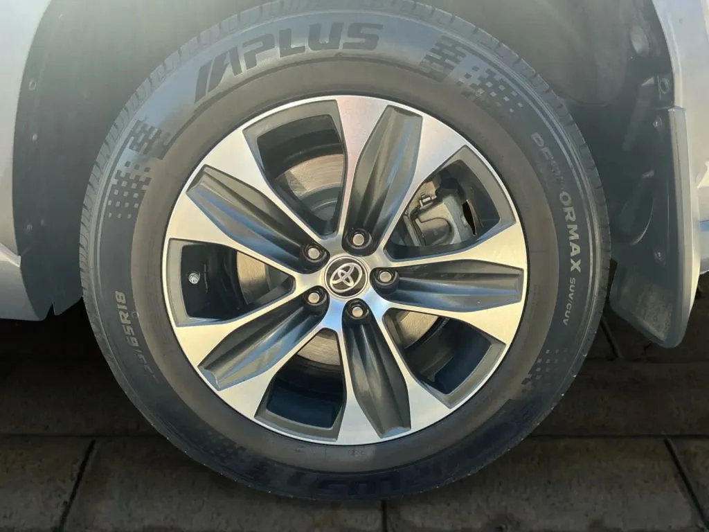 Toyota Highlander photo 17
