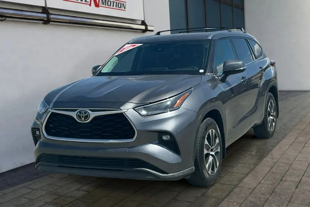 Toyota Highlander photo 7