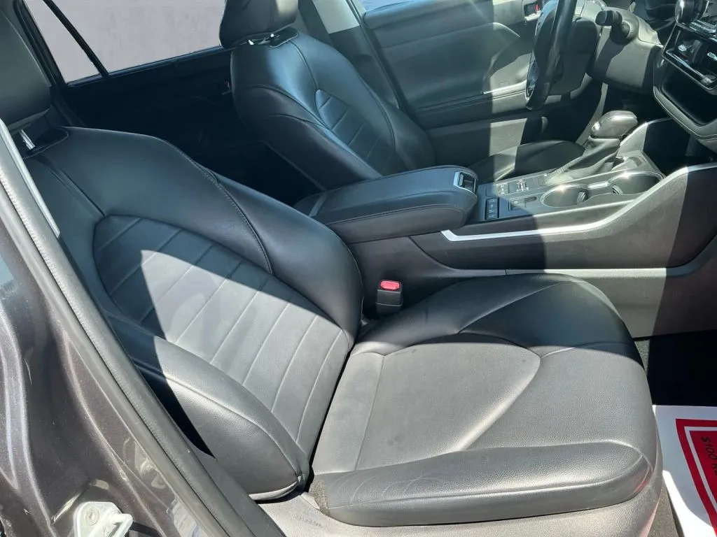 Toyota Highlander photo 22
