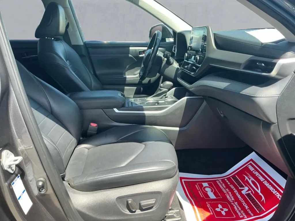 Toyota Highlander photo 21