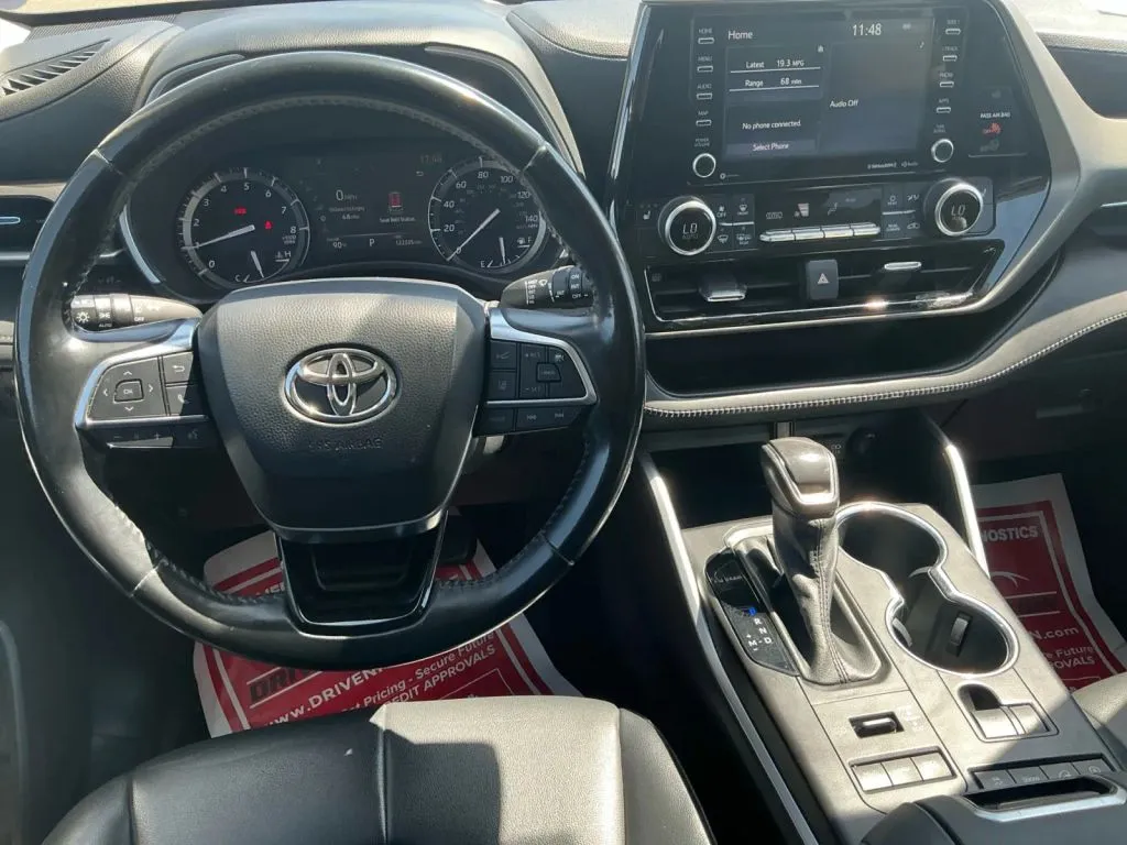 Toyota Highlander photo 15