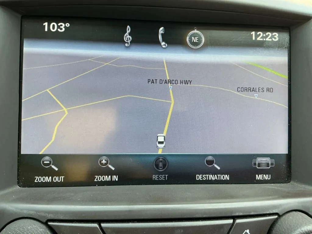 Buick LaCrosse photo 30