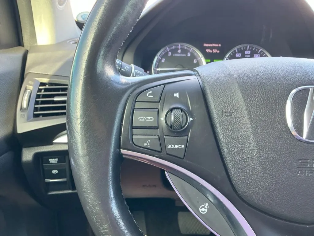 Acura MDX photo 30