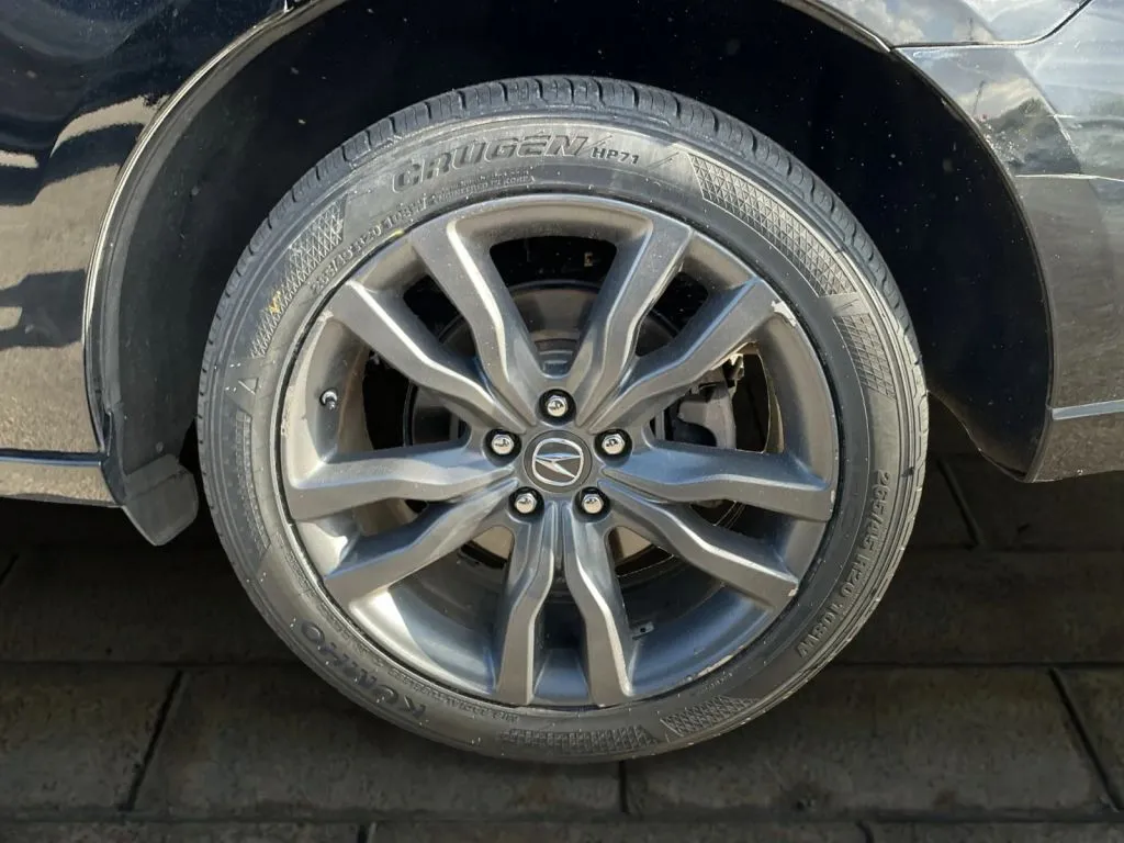 Acura MDX photo 19