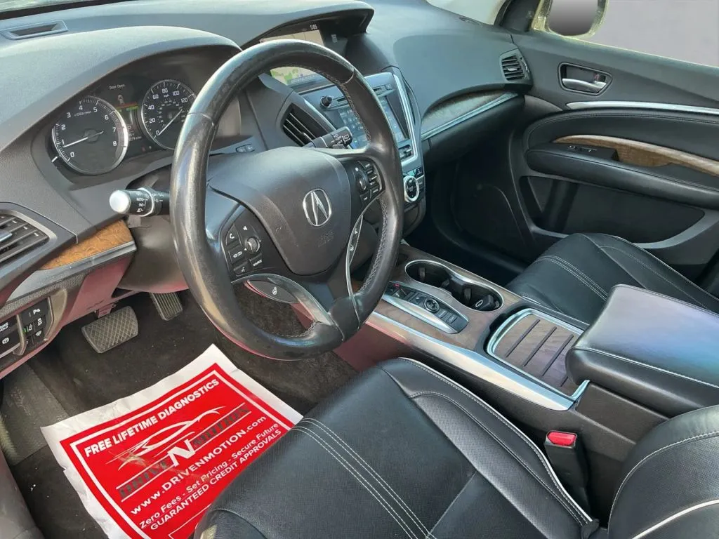 Acura MDX photo 13