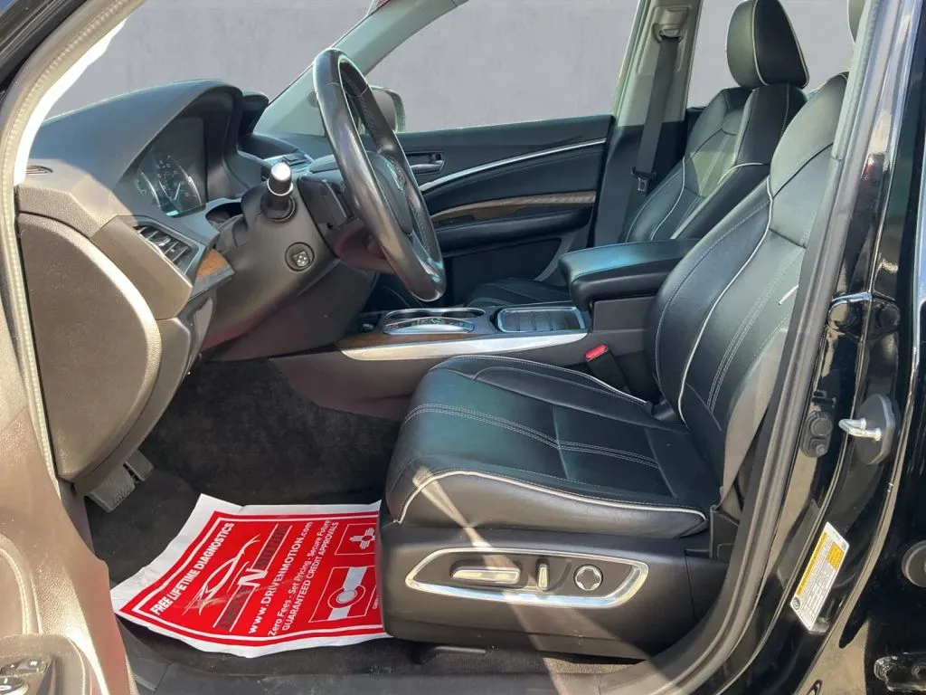 Acura MDX photo 12