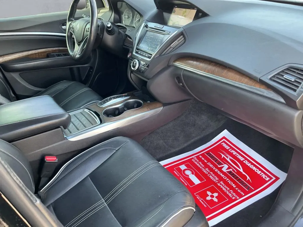 Acura MDX photo 22