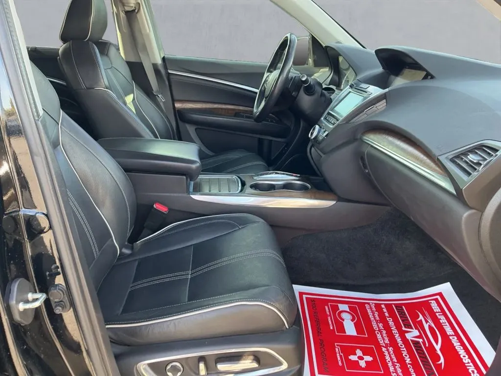 Acura MDX photo 23