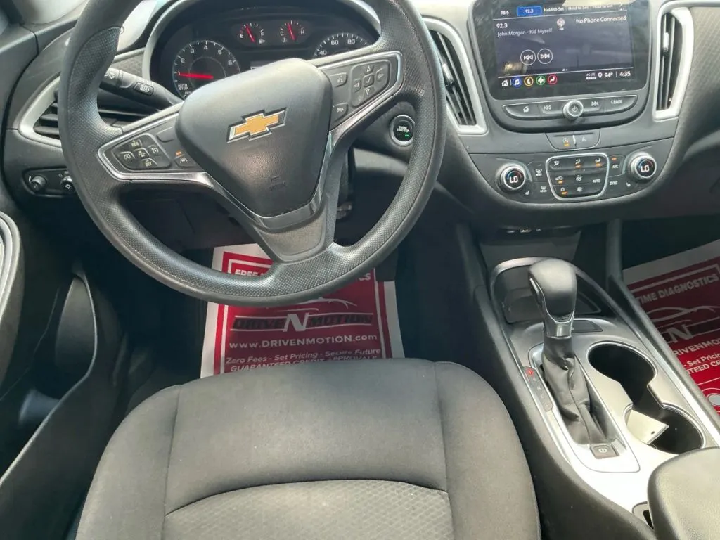 Chevrolet Malibu photo 16
