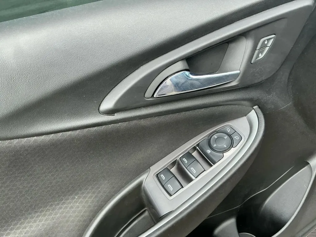 Chevrolet Malibu photo 11
