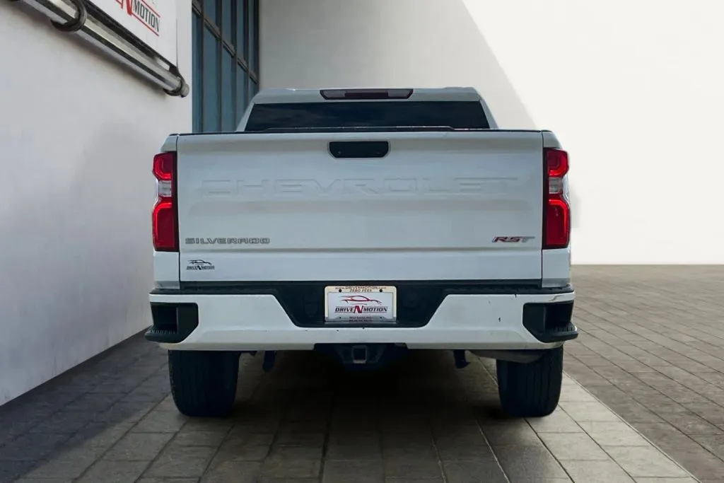 More photos of 2019 Chevrolet Silverado 1500 Crew Cab RST Pickup 4D 5 3/4 ft at Drive N-Motion Rio Rancho, NM