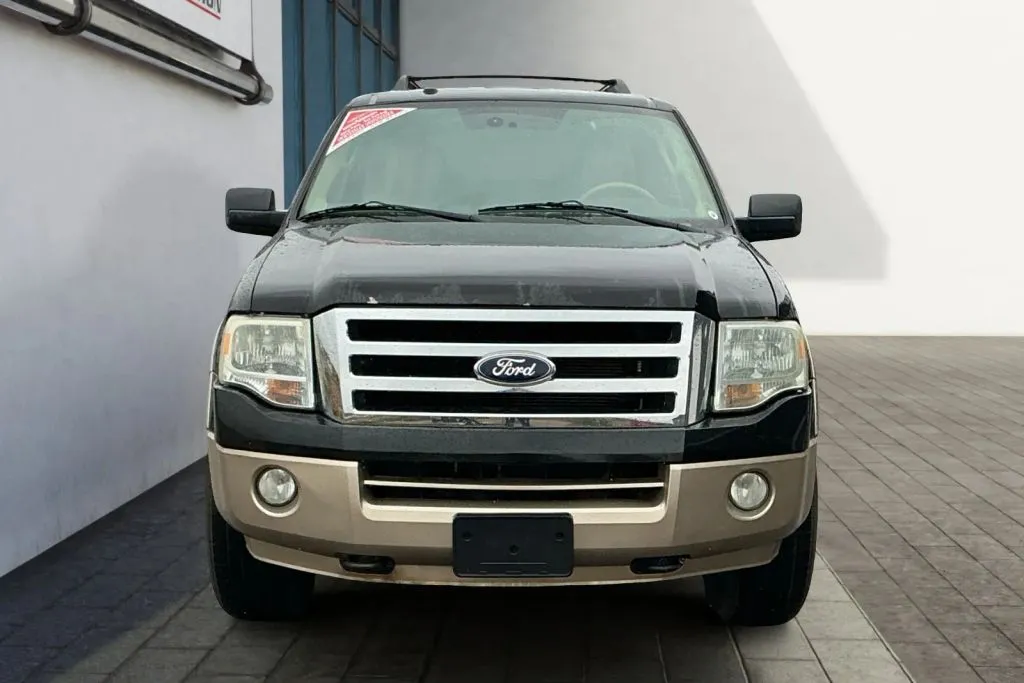 Ford Expedition photo 8