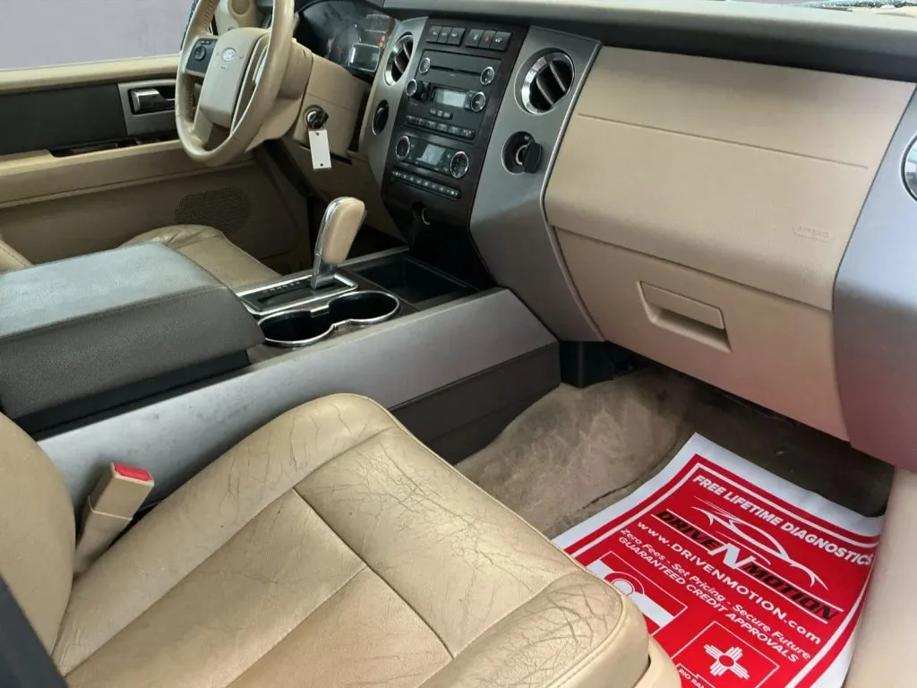 Ford Expedition photo 19