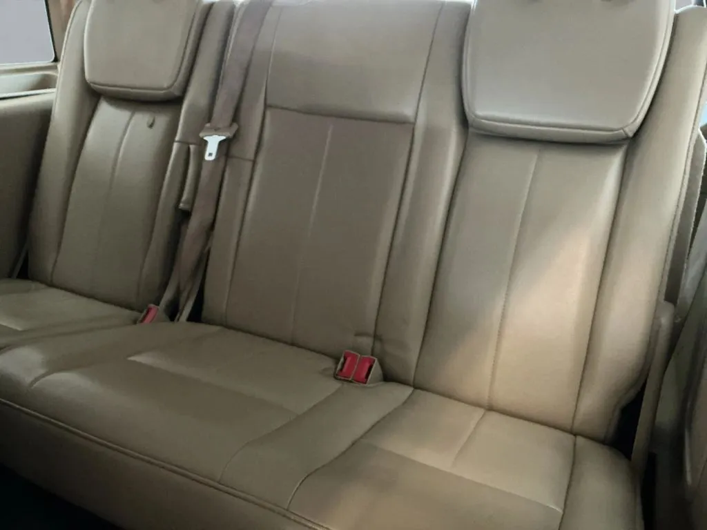Ford Expedition photo 16