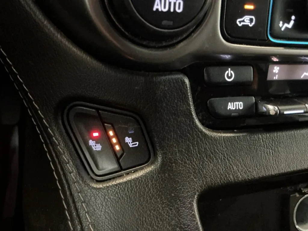 Chevrolet Tahoe photo 30