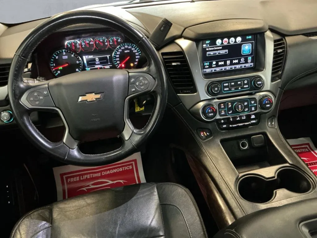 Chevrolet Tahoe photo 14