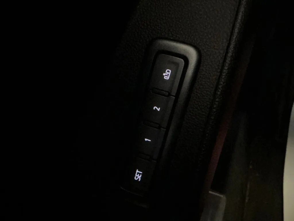 Chevrolet Tahoe photo 36