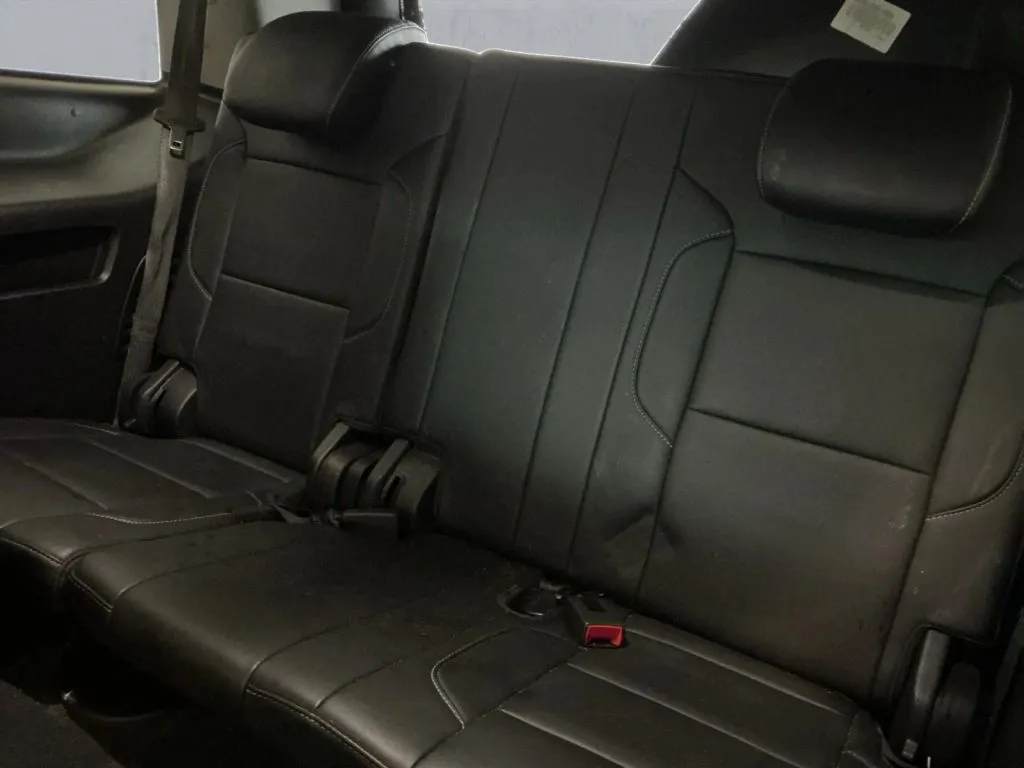 Chevrolet Tahoe photo 15
