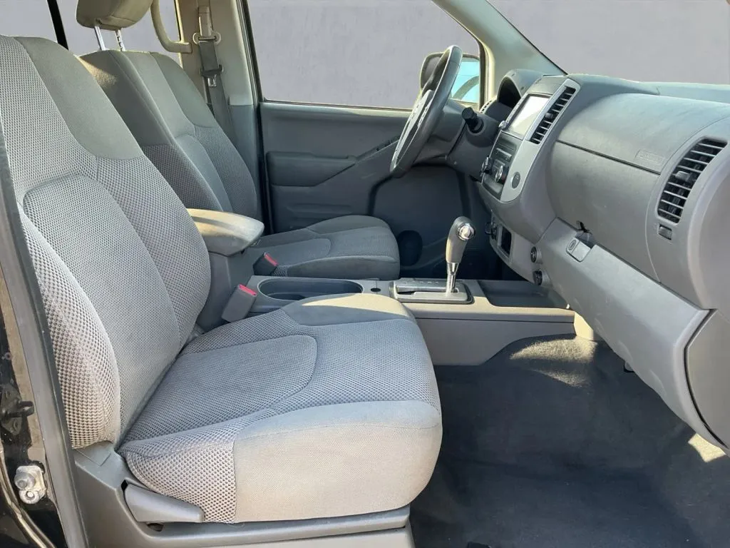 Nissan Frontier photo 20