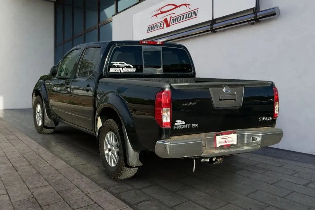 Nissan Frontier photo 6