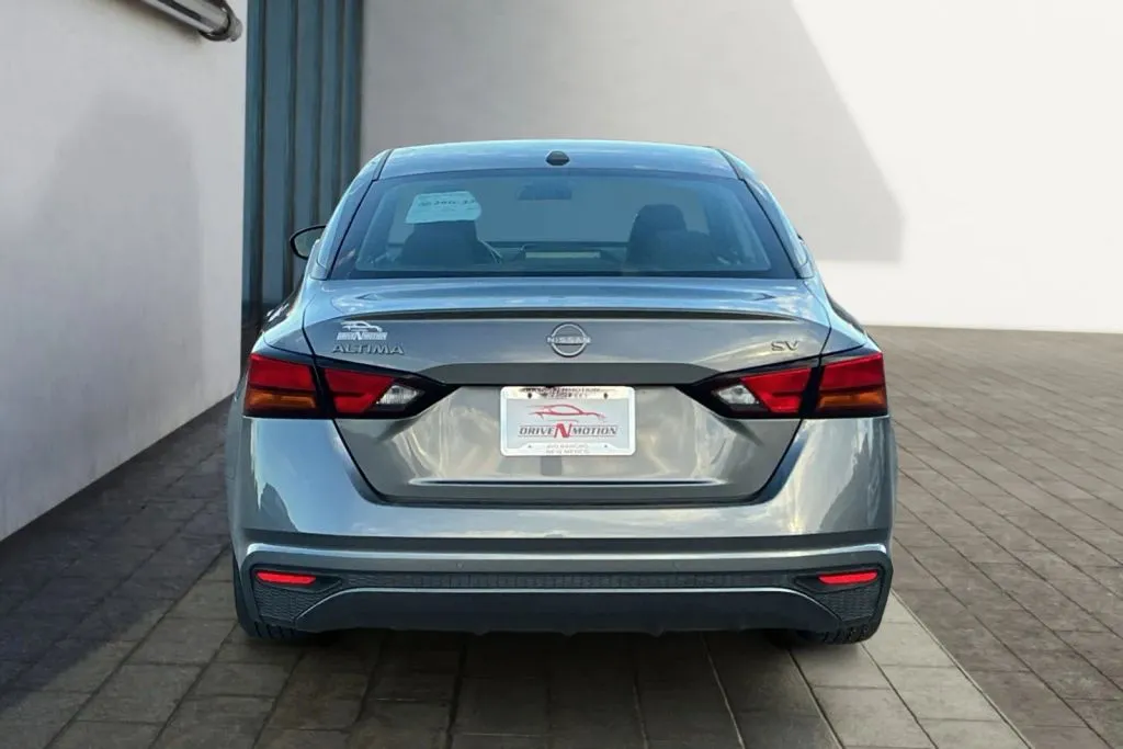 More photos of 2024 Nissan Altima 2.5 SV Sedan 4D at Drive N-Motion Rio Rancho, NM