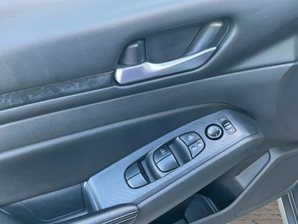 Nissan Altima photo 11
