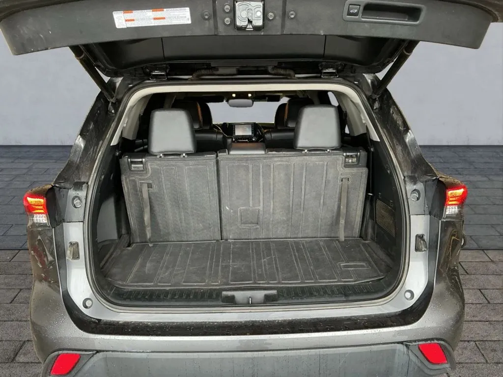 Toyota Highlander photo 19