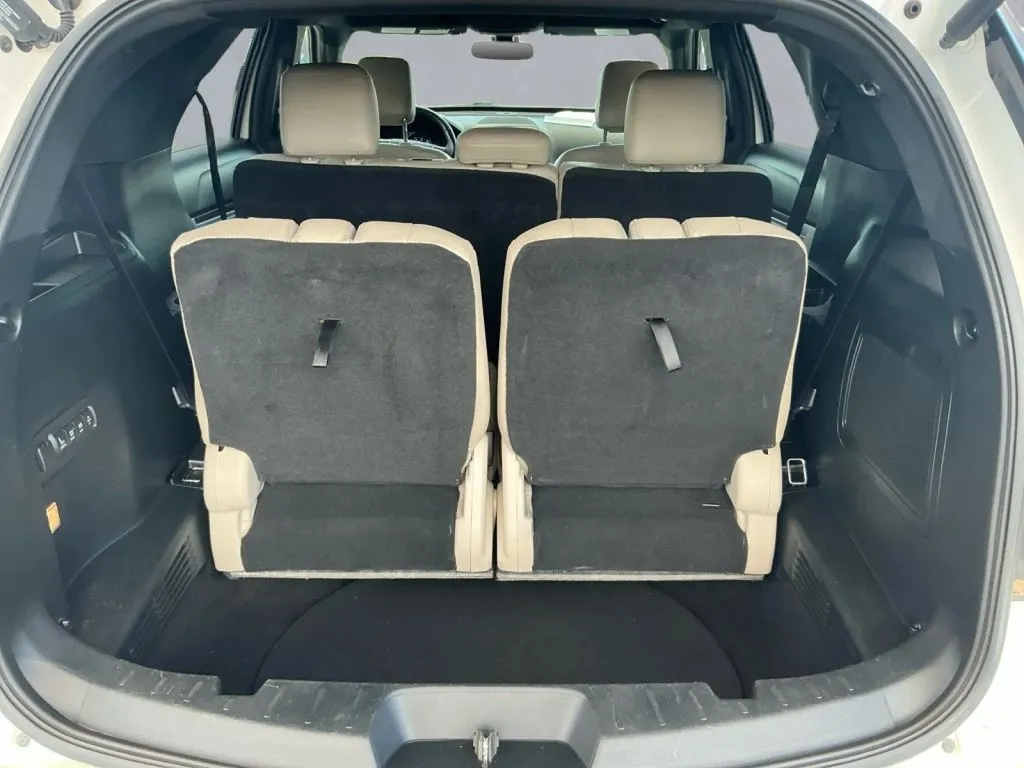 Ford Explorer photo 19