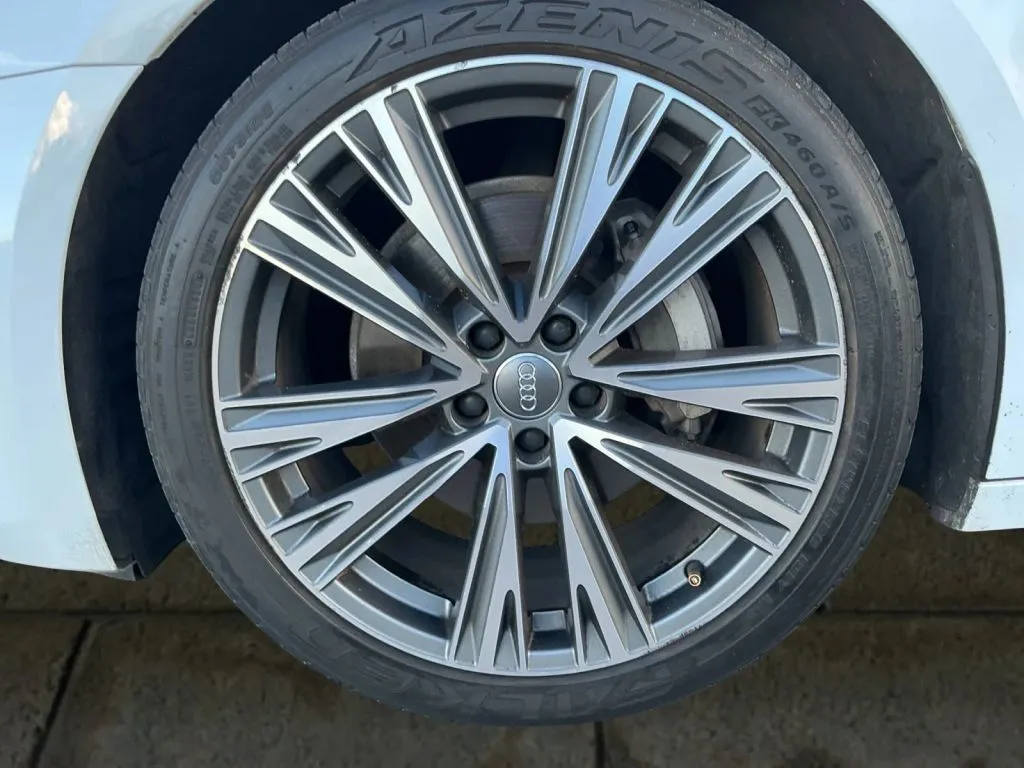 Audi A6 photo 17