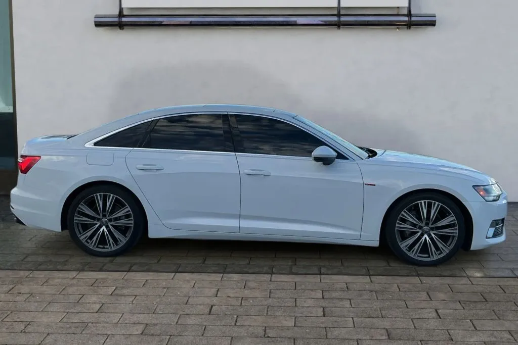 Audi A6 photo 36