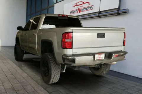 More photos of 2015 GMC Sierra 1500 Crew Cab SLT Pickup 4D 5 3/4 ft at Drive N-Motion Rio Rancho, NM