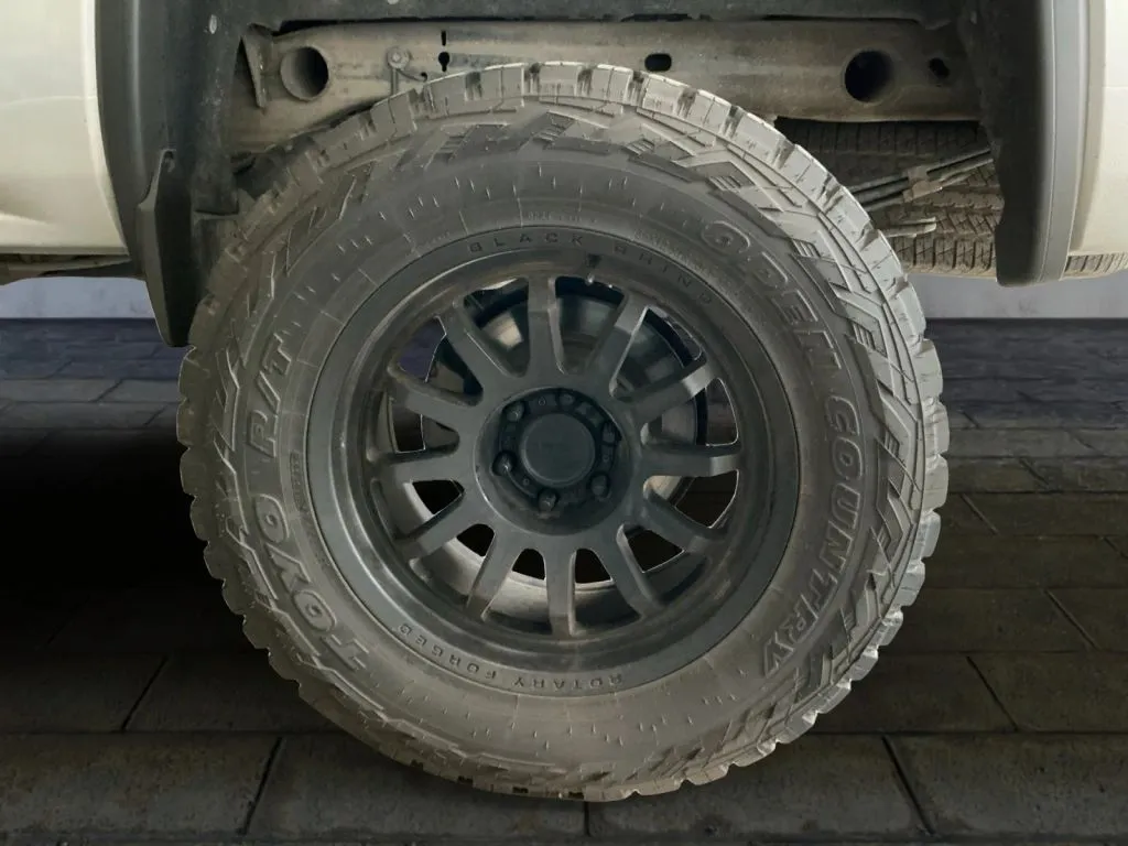 GMC Sierra photo 33