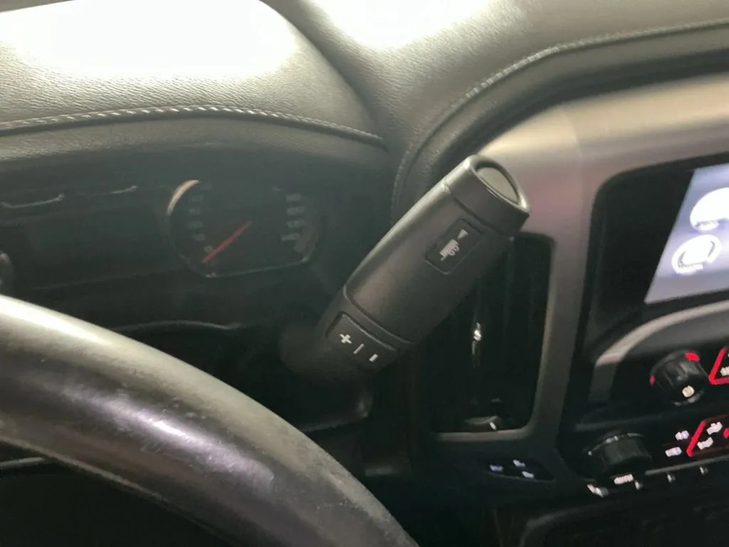 GMC Sierra photo 24