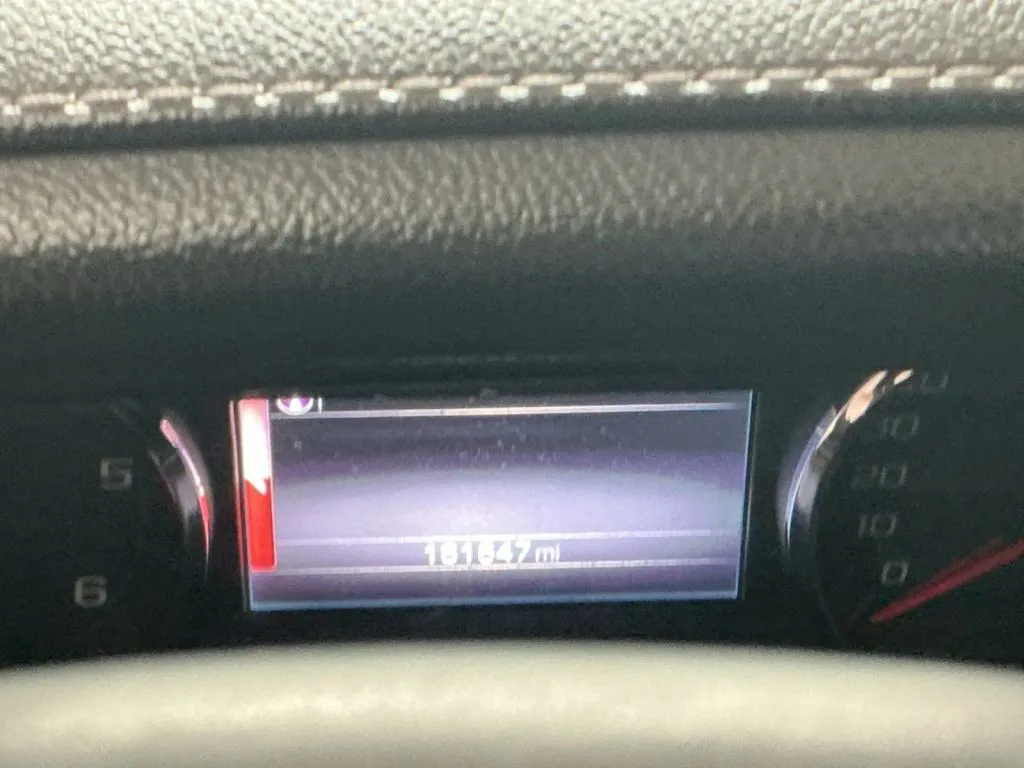 GMC Sierra photo 17