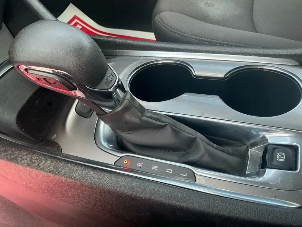 Chevrolet Malibu photo 17
