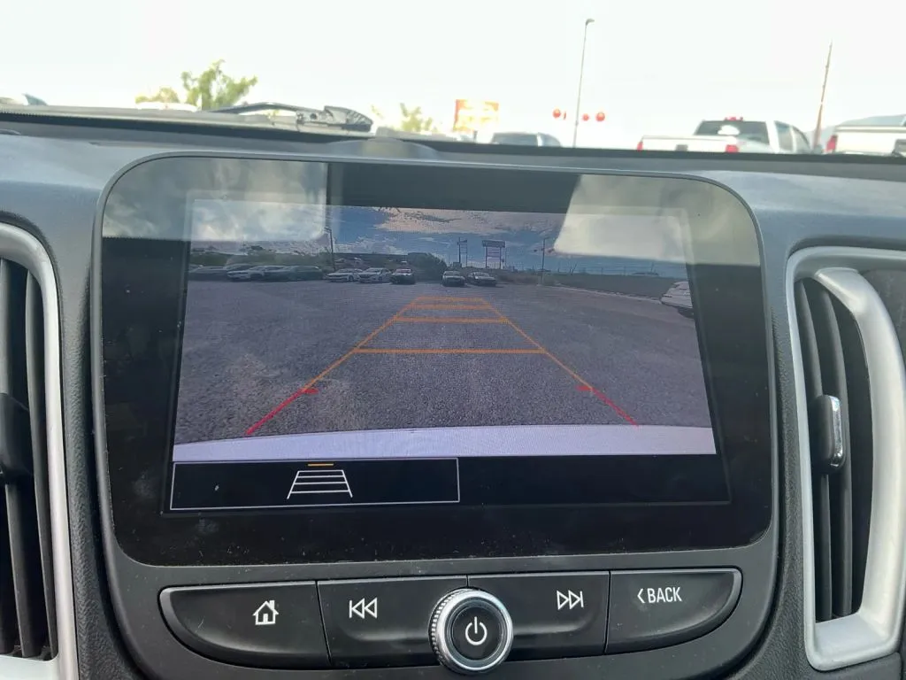 Chevrolet Malibu photo 14